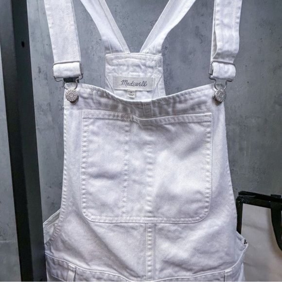 MADEWELL | Adirondack Denim White Washed Jean Shorts Overalls in ‘Tile White’ - Picture 5 of 12